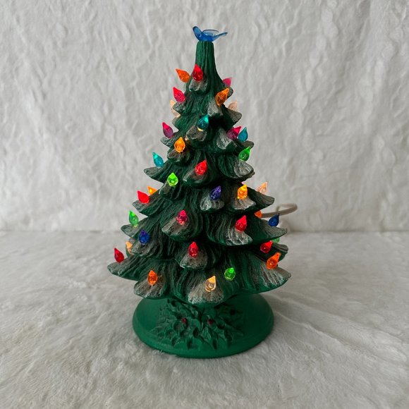 Vintage Lighted Ceramic Christmas Tree with base 2 piece Snow tipped 1986 - Picture 2 of 14